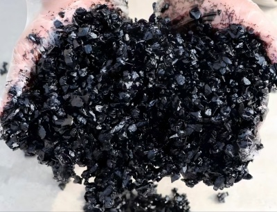 酉阳沥青冷补料（沥青砂）的优势特点与施工流程解析